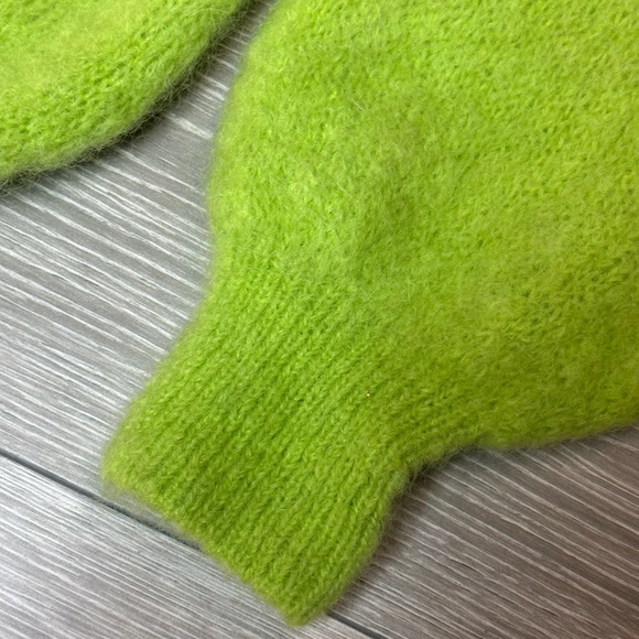 Italian mohair women sweater 53% mohair, 45% Poliamide, 2% Elastan - Picture 2 of 5